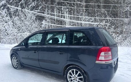 Opel Zafira B, 2009 год, 690 000 рублей, 3 фотография