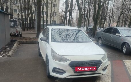 Hyundai Solaris II рестайлинг, 2018 год, 1 200 000 рублей, 4 фотография