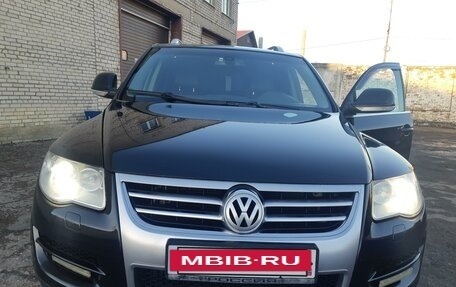 Volkswagen Touareg III, 2010 год, 1 500 000 рублей, 13 фотография