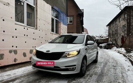 KIA Rio III рестайлинг, 2016 год, 600 000 рублей, 2 фотография