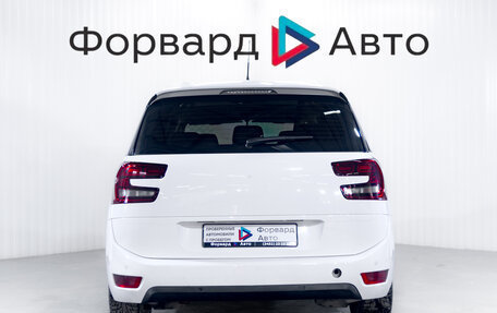 Citroen C4 Picasso II рестайлинг, 2018 год, 990 000 рублей, 6 фотография