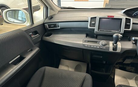 Honda Freed I, 2012 год, 1 289 000 рублей, 14 фотография