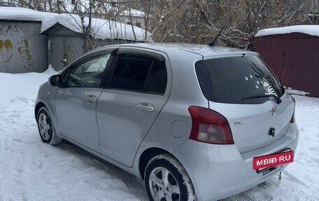 Toyota Vitz, 2005 год, 600 000 рублей, 3 фотография