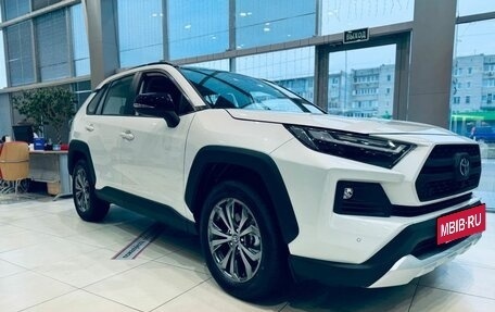 Toyota RAV4, 2024 год, 4 799 000 рублей, 3 фотография