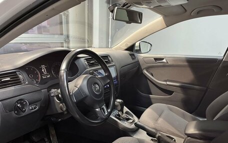 Volkswagen Jetta VI, 2012 год, 1 099 000 рублей, 6 фотография