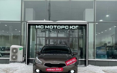 KIA cee'd III, 2013 год, 990 000 рублей, 2 фотография