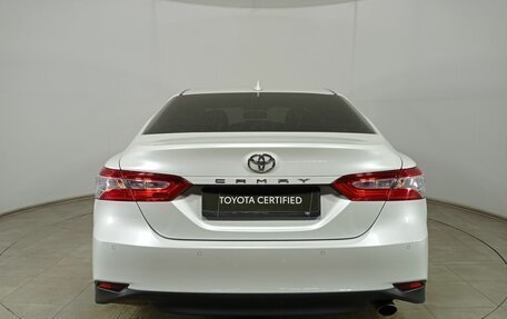 Toyota Camry, 2021 год, 2 660 000 рублей, 4 фотография