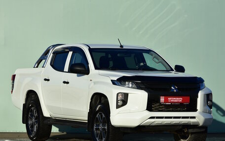 Mitsubishi L200 IV рестайлинг, 2021 год, 2 780 000 рублей, 7 фотография