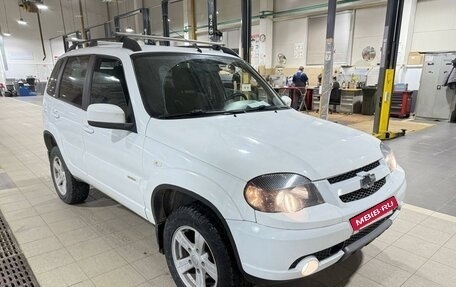 Chevrolet Niva I рестайлинг, 2017 год, 765 000 рублей, 3 фотография