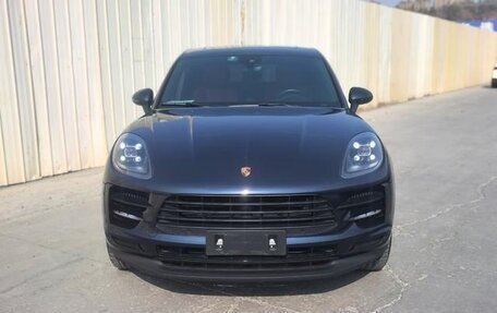 Porsche Macan I рестайлинг, 2021 год, 5 500 000 рублей, 2 фотография