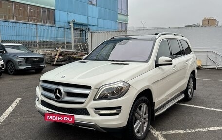 Mercedes-Benz GL-Класс, 2013 год, 4 000 000 рублей, 2 фотография