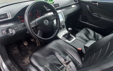 Volkswagen Passat B6, 2005 год, 800 000 рублей, 2 фотография