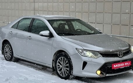 Toyota Camry, 2016 год, 1 595 000 рублей, 5 фотография