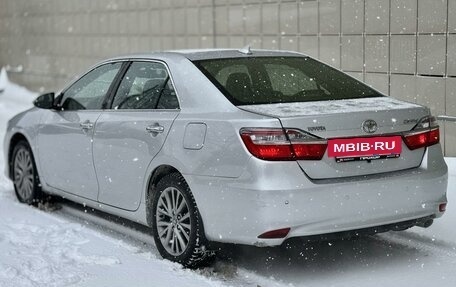 Toyota Camry, 2016 год, 1 595 000 рублей, 10 фотография