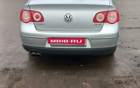 Volkswagen Passat B6, 2005 год, 800 000 рублей, 8 фотография