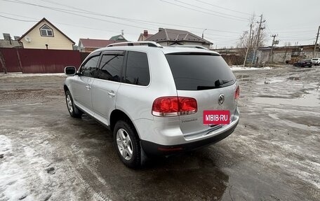 Volkswagen Touareg III, 2004 год, 900 000 рублей, 3 фотография