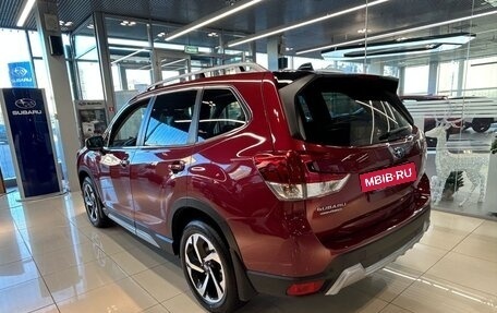 Subaru Forester, 2024 год, 7 100 000 рублей, 4 фотография