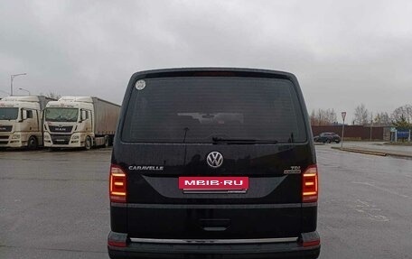 Volkswagen Caravelle T6 рестайлинг, 2016 год, 3 700 000 рублей, 4 фотография