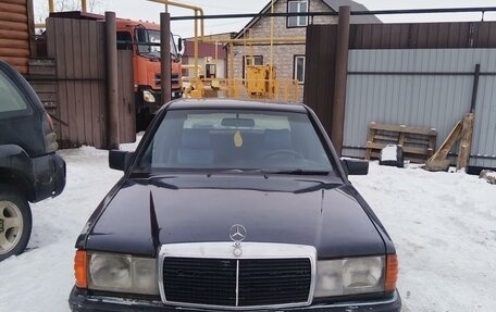 Mercedes-Benz 190 (W201), 1985 год, 150 000 рублей, 7 фотография