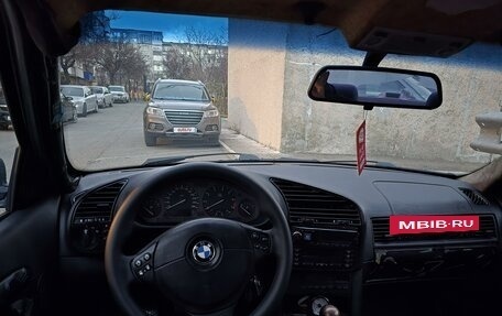 BMW 3 серия, 1998 год, 550 000 рублей, 10 фотография