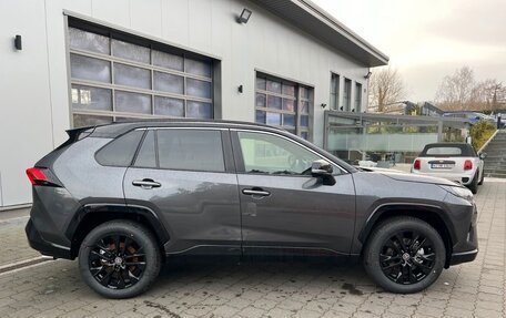 Toyota RAV4, 2024 год, 5 465 000 рублей, 5 фотография