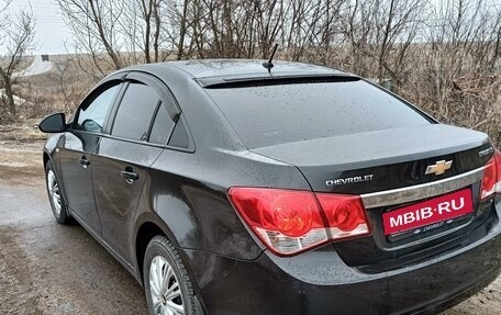 Chevrolet Cruze II, 2011 год, 845 000 рублей, 4 фотография