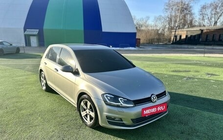 Volkswagen Golf VII, 2013 год, 1 375 000 рублей, 2 фотография