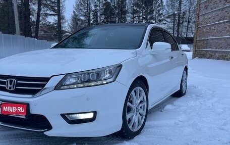 Honda Accord IX рестайлинг, 2013 год, 2 200 000 рублей, 1 фотография