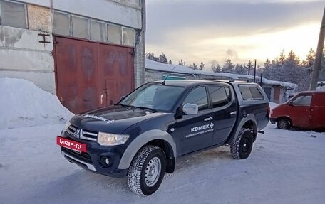 Mitsubishi L200 IV рестайлинг, 2014 год, 1 200 000 рублей, 10 фотография