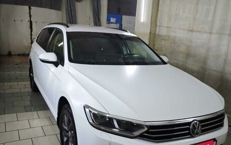 Volkswagen Passat B8 рестайлинг, 2017 год, 2 600 000 рублей, 29 фотография