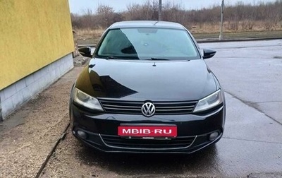 Volkswagen Jetta VI, 2013 год, 1 390 000 рублей, 1 фотография