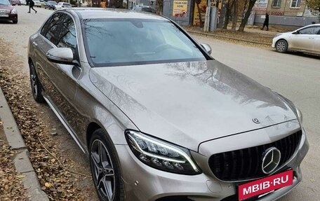 Mercedes-Benz C-Класс, 2019 год, 3 450 000 рублей, 1 фотография