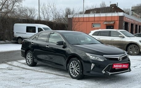 Toyota Camry, 2018 год, 2 630 000 рублей, 5 фотография