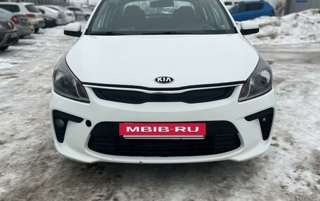 KIA Rio IV, 2018 год, 820 000 рублей, 2 фотография