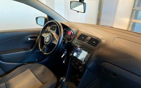 Volkswagen Polo VI (EU Market), 2013 год, 810 000 рублей, 12 фотография