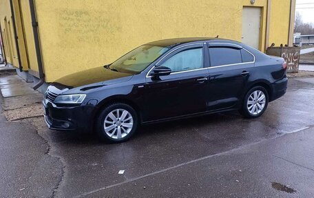 Volkswagen Jetta VI, 2013 год, 1 390 000 рублей, 8 фотография