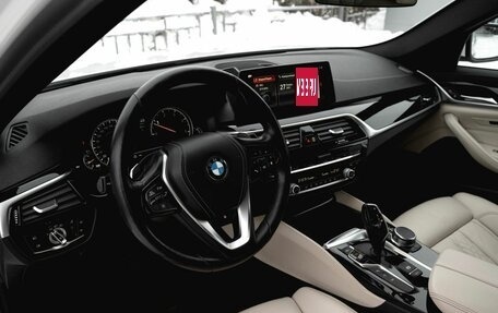 BMW 5 серия, 2019 год, 3 700 000 рублей, 31 фотография