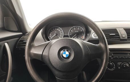 BMW 1 серия, 2009 год, 939 000 рублей, 18 фотография