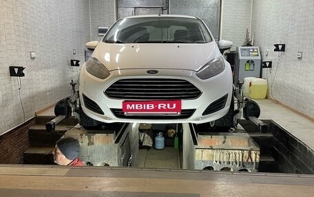 Ford Fiesta, 2016 год, 720 000 рублей, 15 фотография