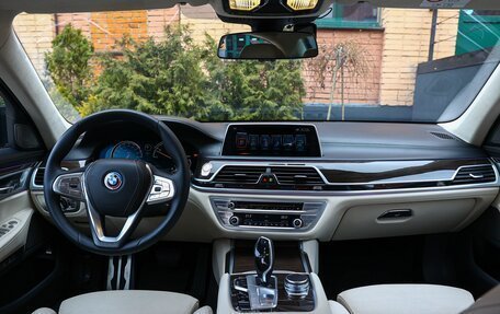 BMW 7 серия, 2017 год, 4 999 999 рублей, 21 фотография