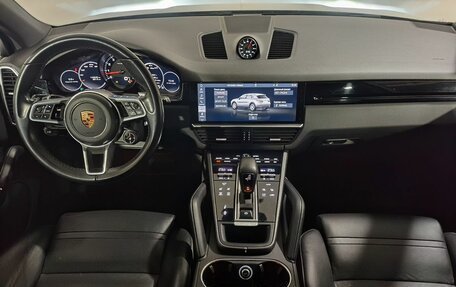 Porsche Cayenne III, 2018 год, 6 159 000 рублей, 12 фотография