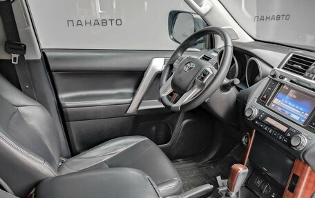 Toyota Land Cruiser Prado 150 рестайлинг 2, 2016 год, 3 499 000 рублей, 10 фотография