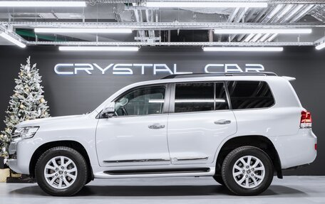 Toyota Land Cruiser 200, 2016 год, 6 950 000 рублей, 7 фотография