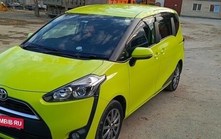 Toyota Sienta II, 2016 год, 1 770 000 рублей, 3 фотография