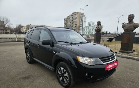 Mitsubishi Outlander III рестайлинг 3, 2009 год, 1 140 000 рублей, 4 фотография