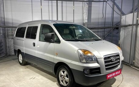 Hyundai Starex I рестайлинг, 2007 год, 658 000 рублей, 3 фотография