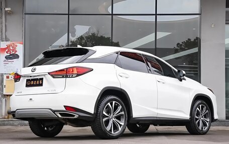 Lexus RX IV рестайлинг, 2022 год, 5 500 000 рублей, 2 фотография