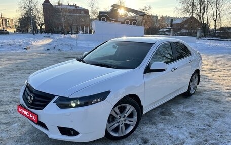 Honda Accord VIII рестайлинг, 2012 год, 1 980 000 рублей, 1 фотография