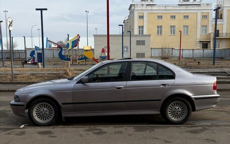 BMW 5 серия, 1999 год, 520 000 рублей, 3 фотография