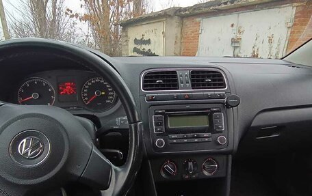 Volkswagen Polo VI (EU Market), 2012 год, 790 000 рублей, 5 фотография